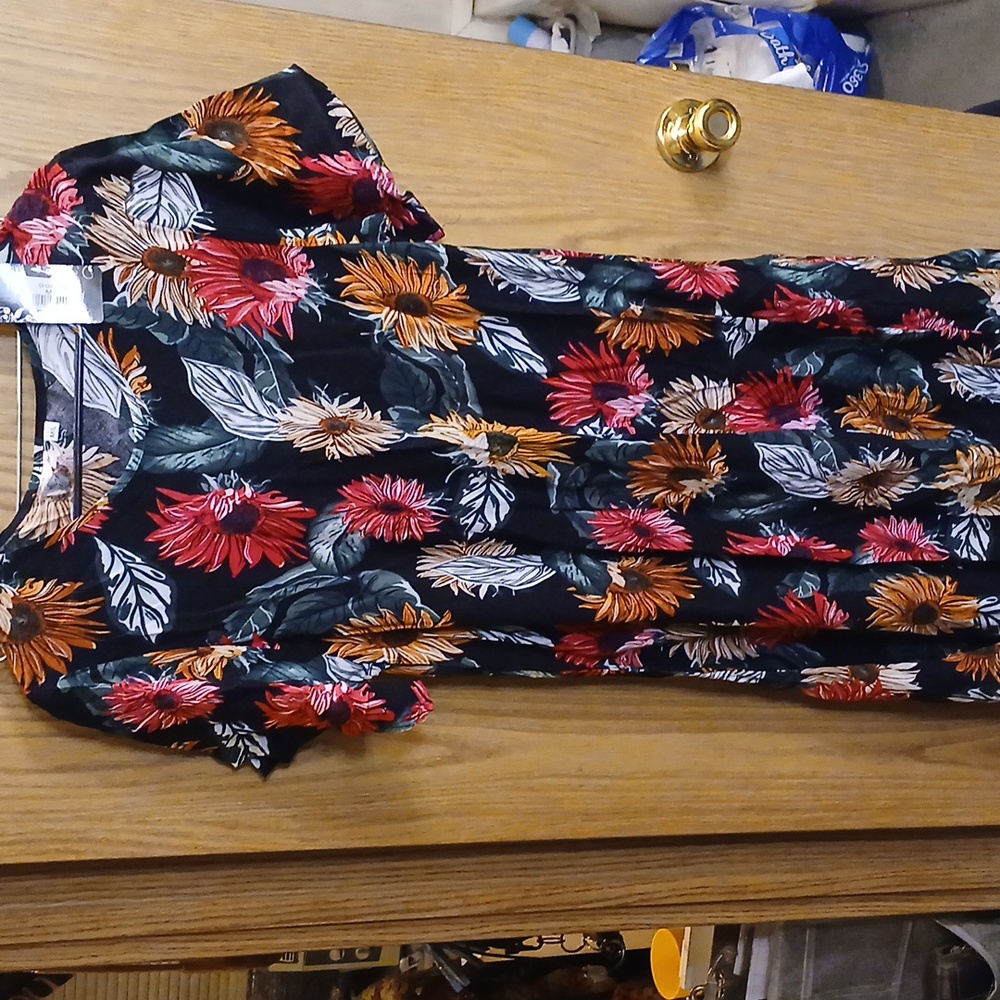 Dress with flower design